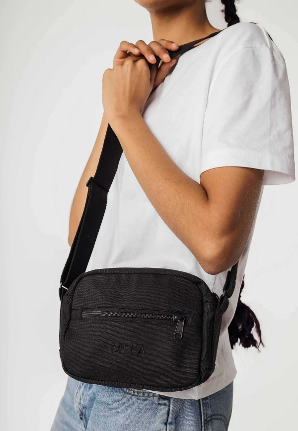 Shop MELAWEAR Kleine Umhangetasche Patni
