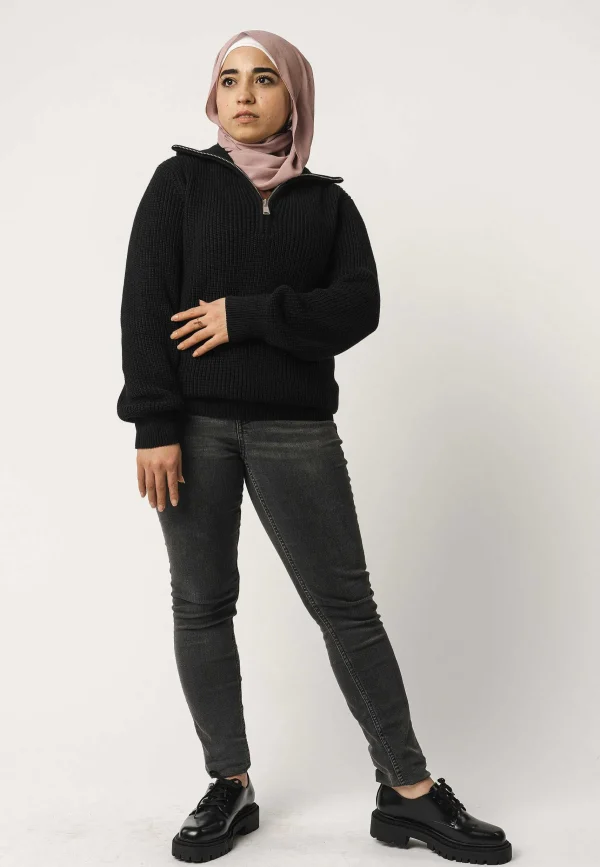 Shop MELAWEAR Rippstrick Troyer Udai